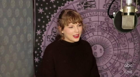 Taylor Swift, elegida mejor artista del año en los American Music Awards