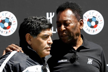 DIego Armando Maradona, el 'Pelusa', exfutbolista argentino y entrenador de fútbol falleció este miércoles 25 de noviembre a causa de una parada cardiorrespiratoria a los 60 años de edad.