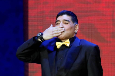DIego Armando Maradona, el 'Pelusa', exfutbolista argentino y entrenador de fútbol falleció este miércoles 25 de noviembre a causa de una parada cardiorrespiratoria a los 60 años de edad.