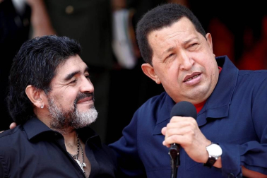 DIego Armando Maradona, el 'Pelusa', exfutbolista argentino y entrenador de fútbol falleció este miércoles 25 de noviembre a causa de una parada cardiorrespiratoria a los 60 años de edad.