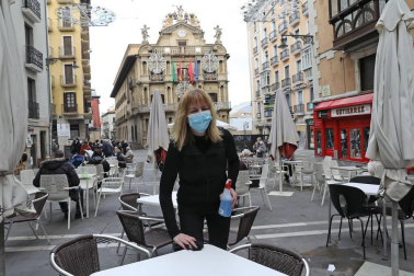 Barañáin, Pamplona, Estella y Tudela, así como el resto de la Comunidad foral, recibieron con visitantes la reapertura de las terrazas de los establecimientos hosteleros este jueves, 26 de noviembre.