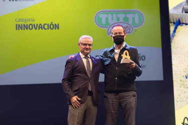 El arguedano Juan Miguel Floristán, ex director general de Florette Ibérica; y las empresas Tutti Pasta (Esquíroz), Gelagri (Milagro), y  Embutidos Goikoa (Sangüesa) recibieron los Premios Alimenta Navarra 2020, en un acto que se celebró en el Teatro Gaztambide de Tudela.