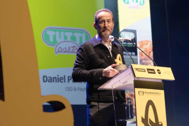 El arguedano Juan Miguel Floristán, ex director general de Florette Ibérica; y las empresas Tutti Pasta (Esquíroz), Gelagri (Milagro), y  Embutidos Goikoa (Sangüesa) recibieron los Premios Alimenta Navarra 2020, en un acto que se celebró en el Teatro Gaztambide de Tudela.