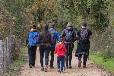 El recurso a los espacios naturales como vía de escape en el año del coronavirus ha llevado a abarrotar algunos puntos de Navarra