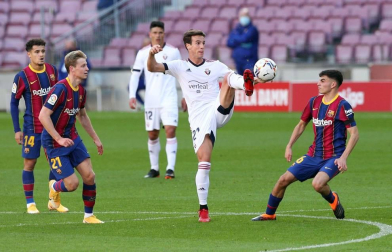 Imágenes del encuentro entre Barcelona y Osasuna, que han ganado los culés por 4-0.