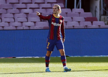 Imágenes del encuentro entre Barcelona y Osasuna, que han ganado los culés por 4-0.