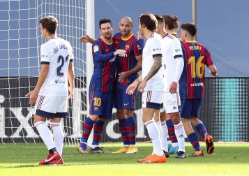 Imágenes del encuentro entre Barcelona y Osasuna, que han ganado los culés por 4-0.