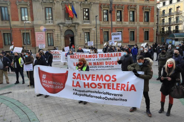 La hostelería navarra vuelve a la calle para exigir su apertura