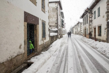 Fotos de Burguete, Roncesvalles y Espinal nevados tras la copiosa nevada