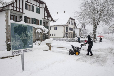 Fotos de Burguete, Roncesvalles y Espinal nevados tras la copiosa nevada