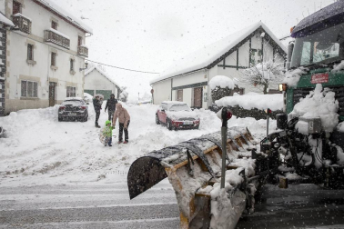 Fotos de Burguete, Roncesvalles y Espinal nevados tras la copiosa nevada
