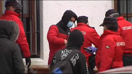 Vídeo: Sorprendidos 67 jóvenes celebrando una fiesta ilegal en un convento de Vizcaya