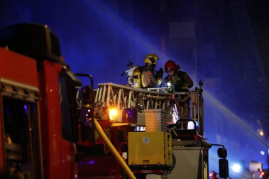 En la nave residían varias personas sin hogar