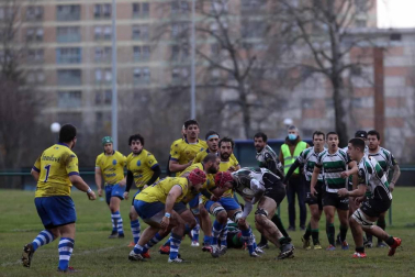 Partido de la quinta jornada de la liga División de Honor B
