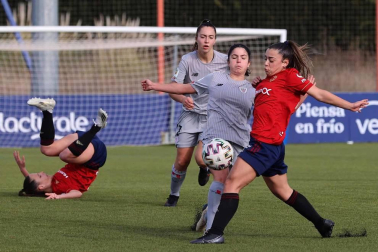 Osasuna Femenino ha visto cómo se frenaba su gran racha de resultados ante el filial del Athletic.