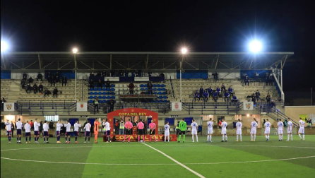 Imágenes del partido de primera ronda de Copa del Rey entre el Cantolagua y el Real Valladolid disputado en el estadio Merkatondoa.