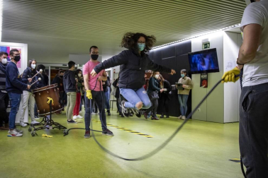 El Conservatorio Superior de Música de Navarra acogió un encuentro a favor del humor y contra el 'establishment' musical