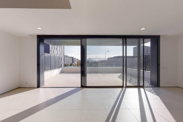 A la venta este exclusivo y moderno chalet adosado