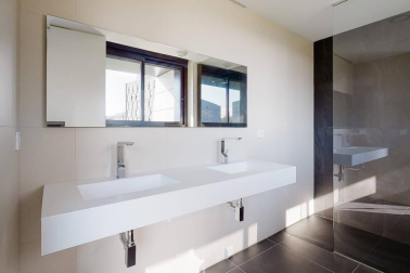 A la venta este exclusivo y moderno chalet adosado