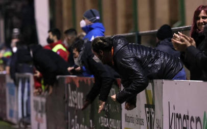 Imágenes del partido de primera ronda de la Copa del Rey disputado entre la Mutilvera y el Racing de Santander en Mutilva.