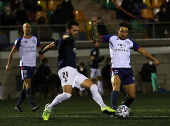Imágenes del partido de primera ronda de la Copa del Rey disputado entre la Mutilvera y el Racing de Santander en Mutilva.