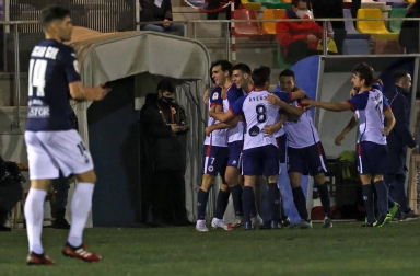 Imágenes del partido de primera ronda de la Copa del Rey disputado entre la Mutilvera y el Racing de Santander en Mutilva.