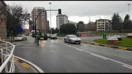 Vídeo: Camiones, tractores y taxistas protestan en Pamplona