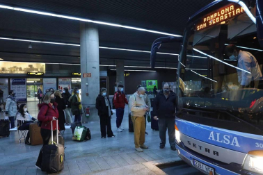 Tres meses después de que Navarra se cerrase perimetralmente, este miércoles se abrió de nuevo. Fue el día de vuelta a casa en la Navida de la covid