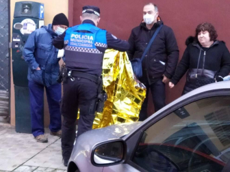 El fuego lo inició un inquilino que se había atrincherado en su casa después de una intervención por violencia de género.