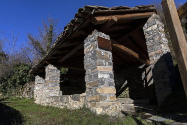 Calles, paisajes, rincones y todas las vistas posible de Roncal, localidad del pirineo navarro.