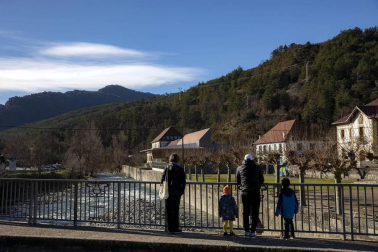 Calles, paisajes, rincones y todas las vistas posible de Roncal, localidad del pirineo navarro.