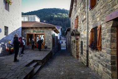 Calles, paisajes, rincones y todas las vistas posible de Roncal, localidad del pirineo navarro.