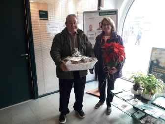 Caja Rural ha homenajeado a un centenar de matrimonios navarros por sus bodas de oro