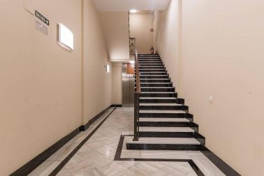 A la venta piso reformado de 200 m2 en Paulino Caballero