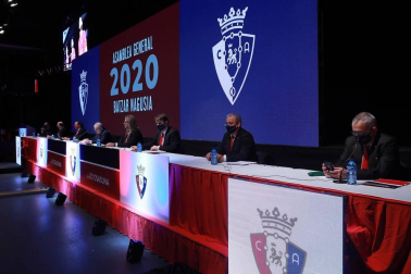 319 participantes, 151 sin asistir ni delegar el voto