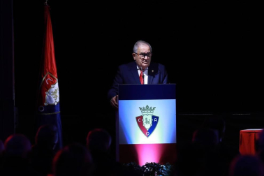 319 participantes, 151 sin asistir ni delegar el voto