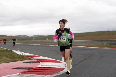 El Circuito de Navarra ha sido el escenario del Campeonato Navarro de 10 Kilómetros y la 'SanSilRace 2020' popular como broche a este atípico año