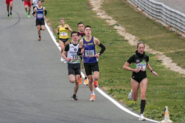 El Circuito de Navarra ha sido el escenario del Campeonato Navarro de 10 Kilómetros y la 'SanSilRace 2020' popular como broche a este atípico año