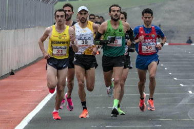 El Circuito de Navarra ha sido el escenario del Campeonato Navarro de 10 Kilómetros y la 'SanSilRace 2020' popular como broche a este atípico año