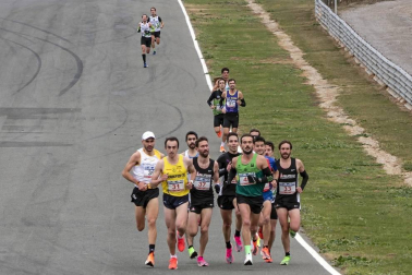 El Circuito de Navarra ha sido el escenario del Campeonato Navarro de 10 Kilómetros y la 'SanSilRace 2020' popular como broche a este atípico año