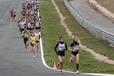El Circuito de Navarra ha sido el escenario del Campeonato Navarro de 10 Kilómetros y la 'SanSilRace 2020' popular como broche a este atípico año