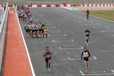 El Circuito de Navarra ha sido el escenario del Campeonato Navarro de 10 Kilómetros y la 'SanSilRace 2020' popular como broche a este atípico año