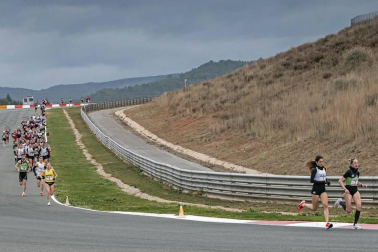 El Circuito de Navarra ha sido el escenario del Campeonato Navarro de 10 Kilómetros y la 'SanSilRace 2020' popular como broche a este atípico año