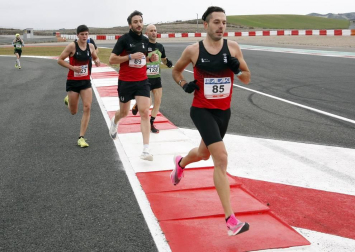 El Circuito de Navarra ha sido el escenario del Campeonato Navarro de 10 Kilómetros y la 'SanSilRace 2020' popular como broche a este atípico año
