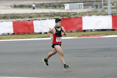 El Circuito de Navarra ha sido el escenario del Campeonato Navarro de 10 Kilómetros y la 'SanSilRace 2020' popular como broche a este atípico año