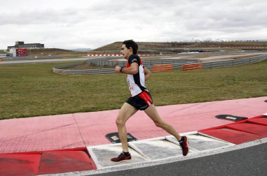 El Circuito de Navarra ha sido el escenario del Campeonato Navarro de 10 Kilómetros y la 'SanSilRace 2020' popular como broche a este atípico año