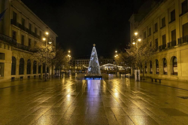 2020 se despide en Pamplona con las calles vacías