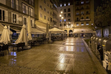 2020 se despide en Pamplona con las calles vacías