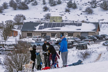 Nieve en el inicio de 2021 en Navarra. La nieve es la protagonista este 2 de enero en la Comunidad foral, que se encuentra en alerta amarilla