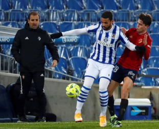 Imágenes del partido entre la Real Sociedad y Osasuna en el Reale Arena de San Sebastián.